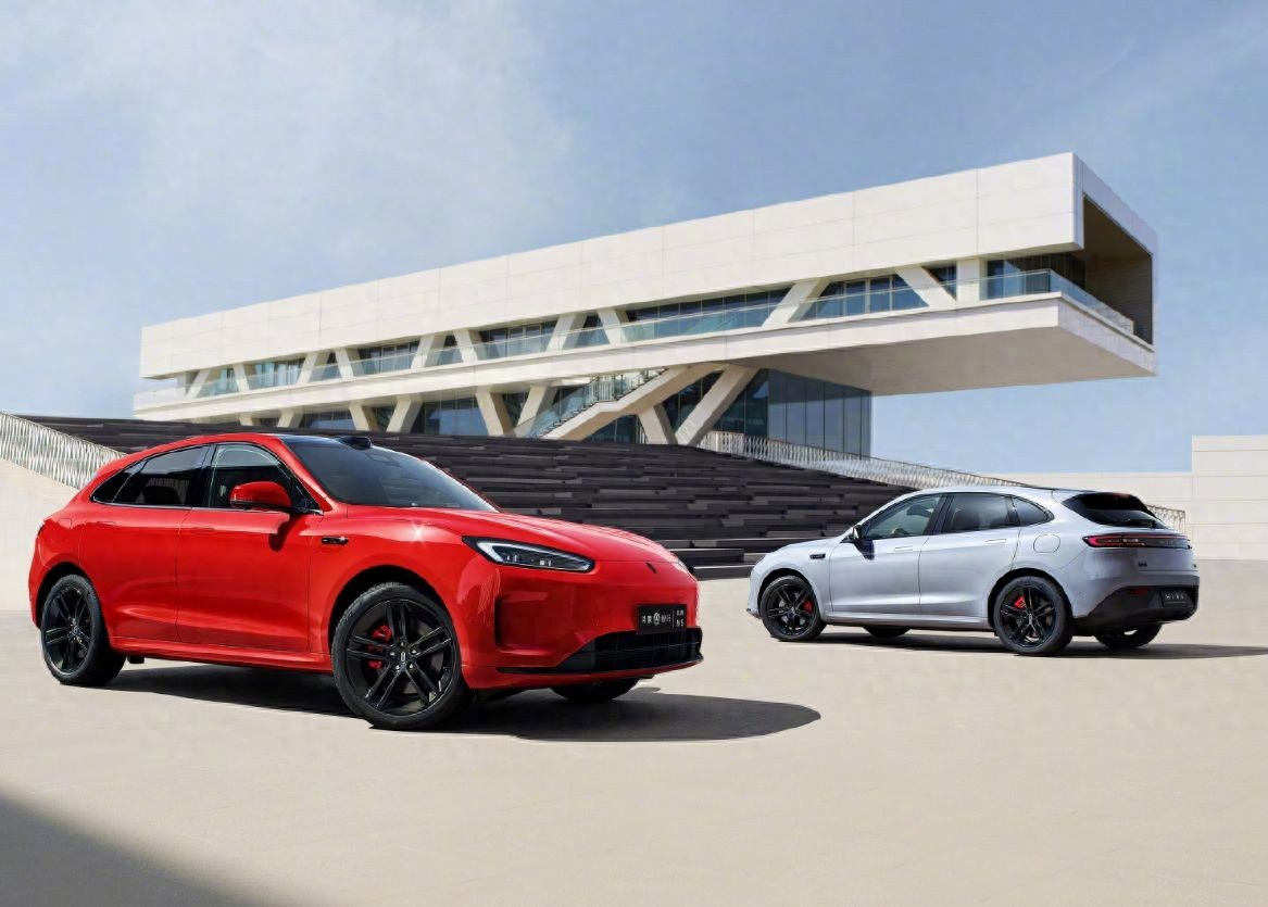 疑似问界2025年规划曝光,推全新SUV,M5&M7将改款