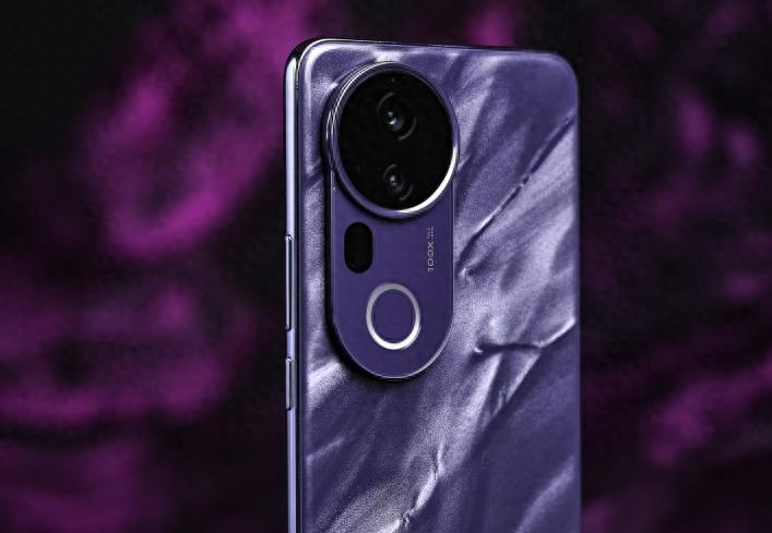 vivo新机有实力,四主摄+5500mAh+旗舰芯片,定3399元贵吗?