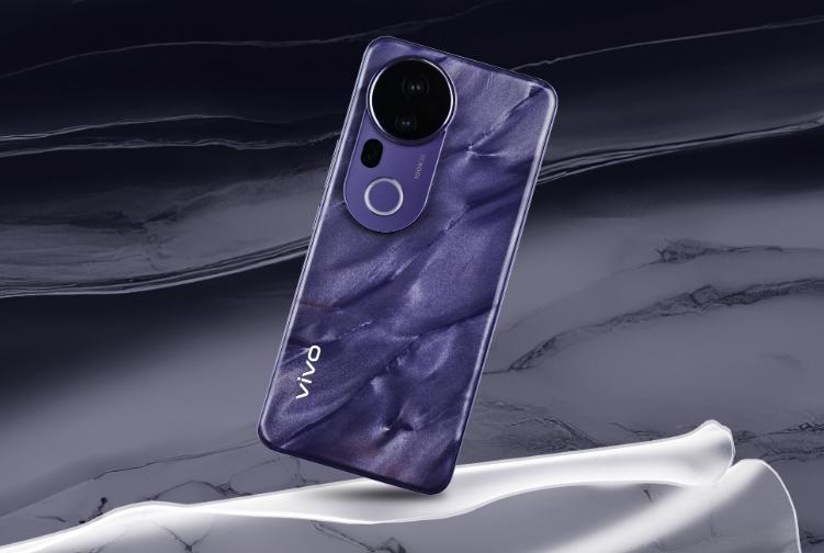 vivo新机有实力,四主摄+5500mAh+旗舰芯片,定3399元贵吗?