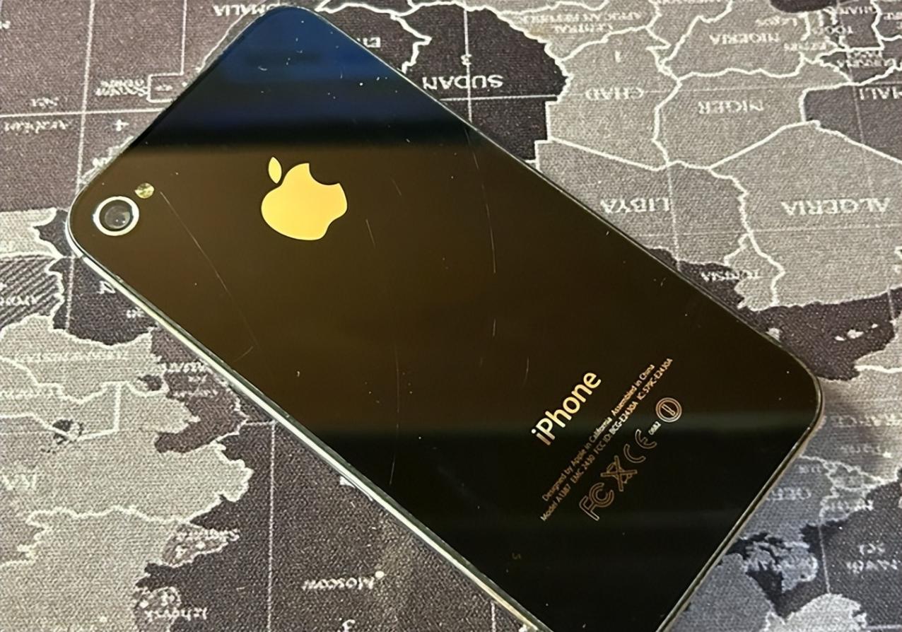 盘点历代iPhone用户现状!简直太真实了,有你在用的吗?