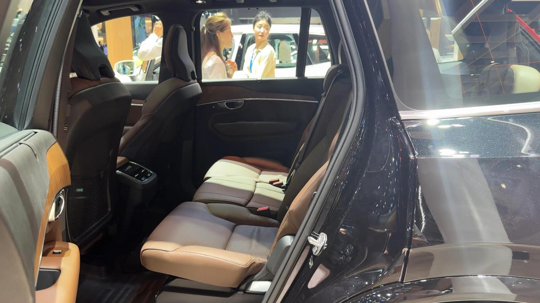 性能再提升!新款沃尔沃XC90上新,最高降幅20万了买吗