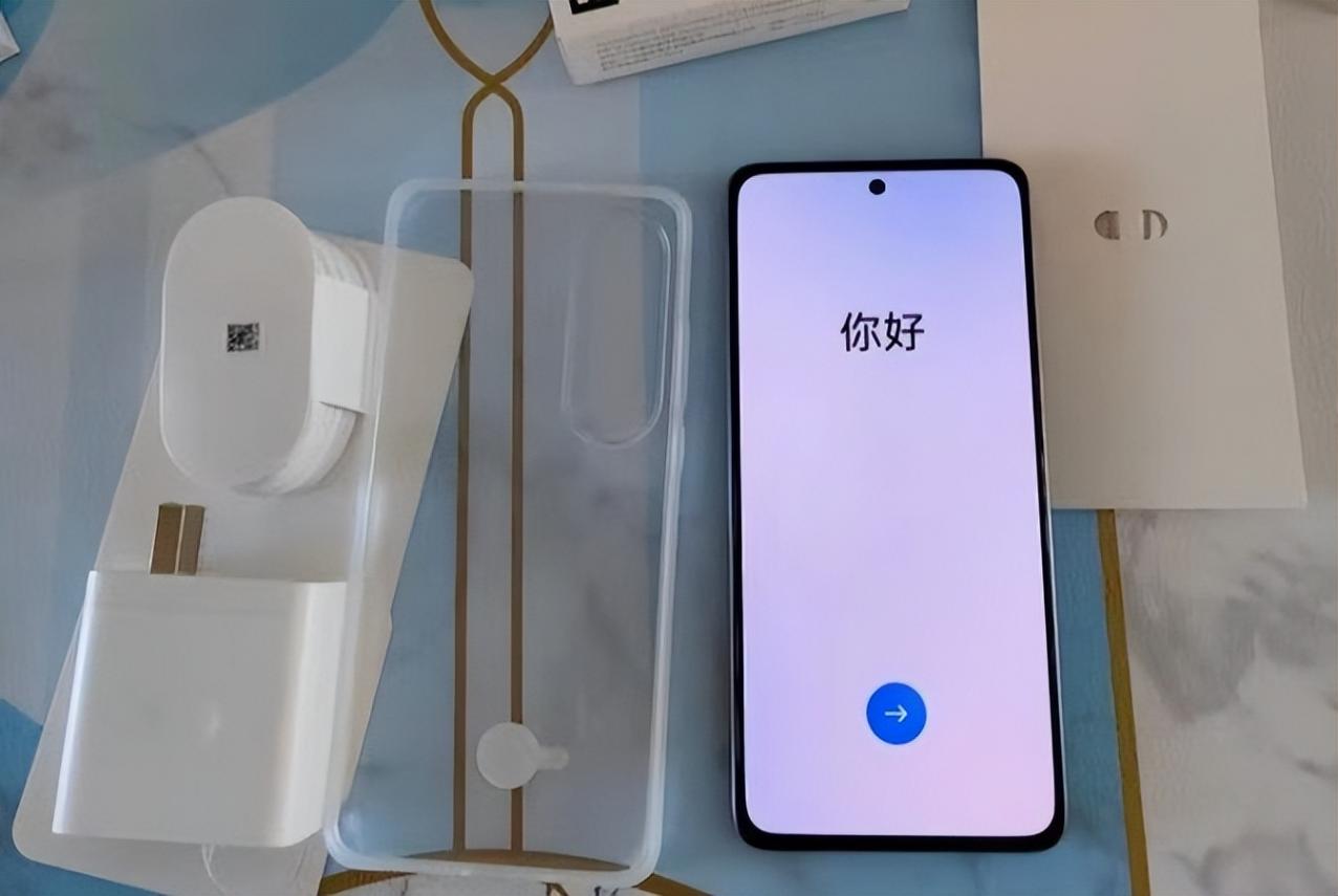 OPPO开始卷起来了:5500mAh+100W+骁龙7Gen3,跌至1279元