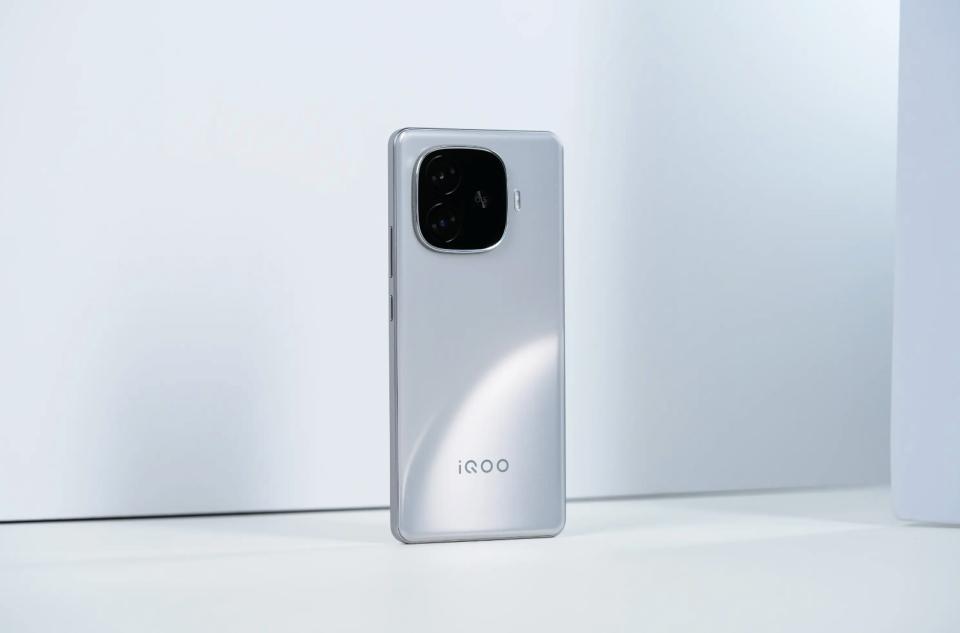 vivo再次发力:iQOO Z10系列已在路上,四款新机齐发!
