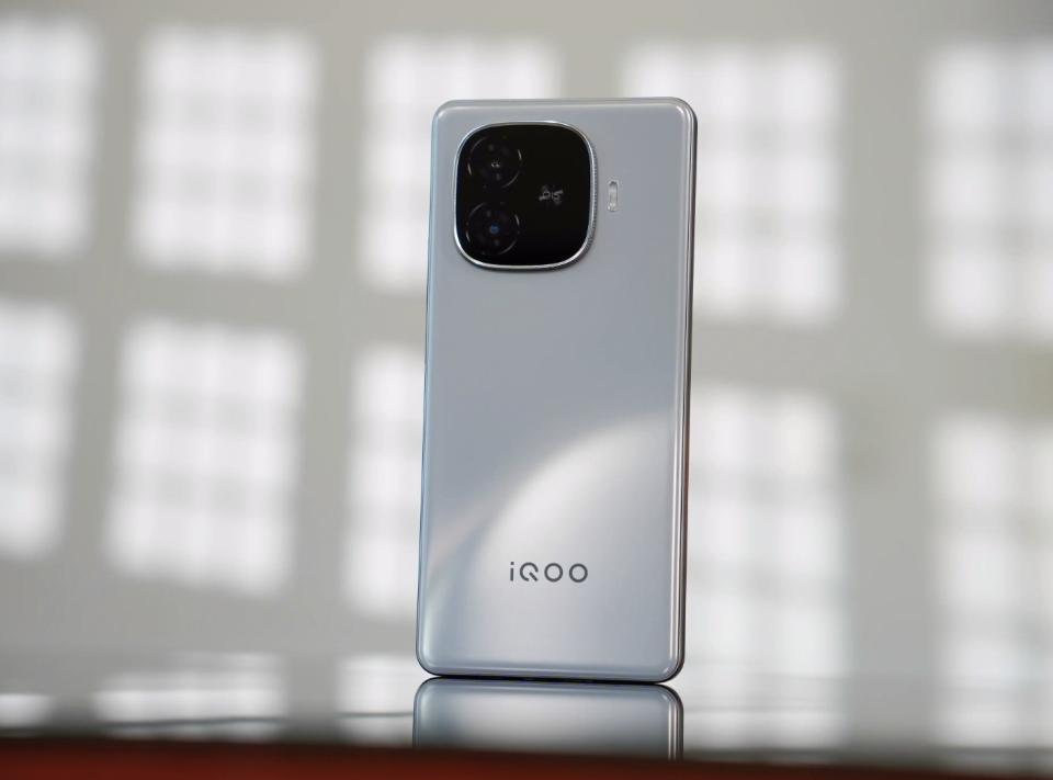 vivo再次发力:iQOO Z10系列已在路上,四款新机齐发!