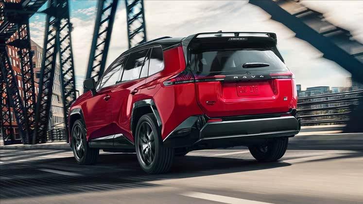 新款丰田Rav4正式发布:HEV/PHEV可选择、马力达320匹!