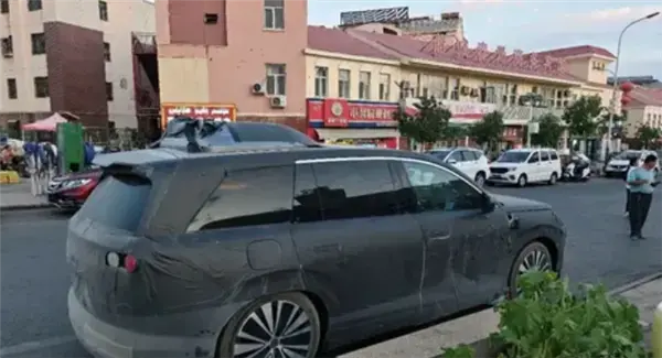 预计售价40万级 比亚迪王朝全新大型SUV实车曝光 预计售价40万级!比亚迪王朝全新大型SUV实车曝光