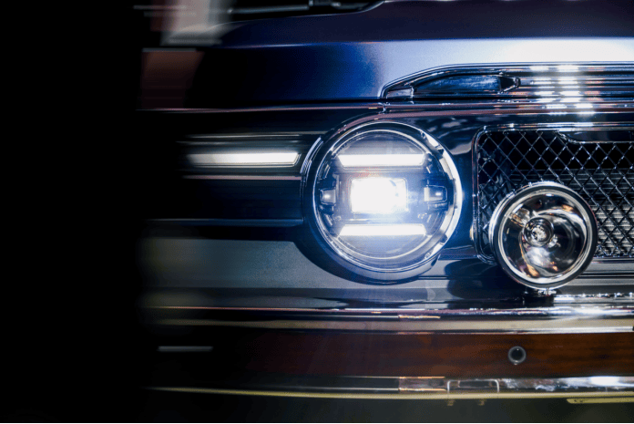 当工程师用游标卡尺丈量情怀:iCAR V23复古版如何把“爷青回”焊进钢板里