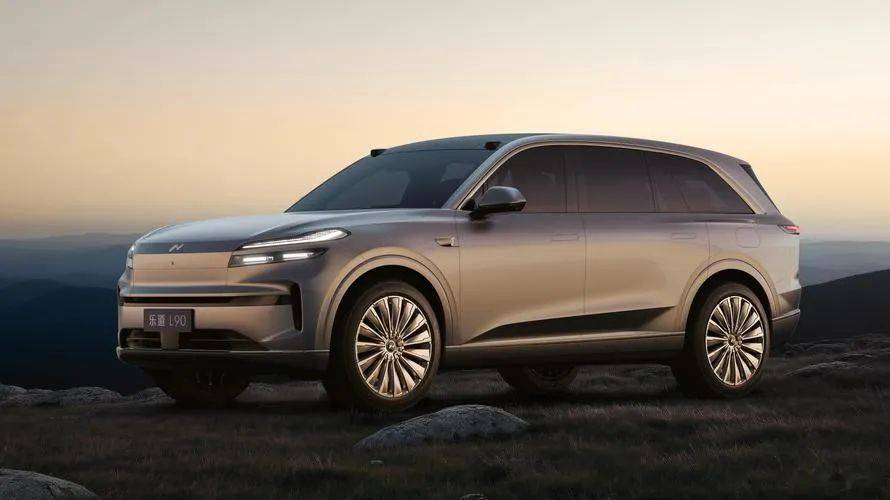 理想i8上市倒计时:VLA技术成“致命赌注”?