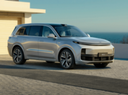 理想i8:一心对标蔚来ES8,仍被乐道L90“截胡”